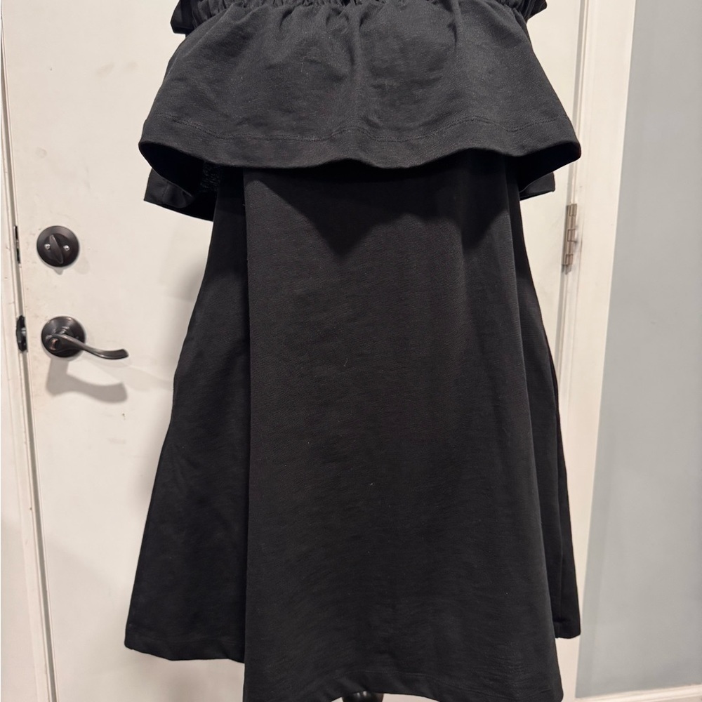 H&M Elegant Black Midi Skirt